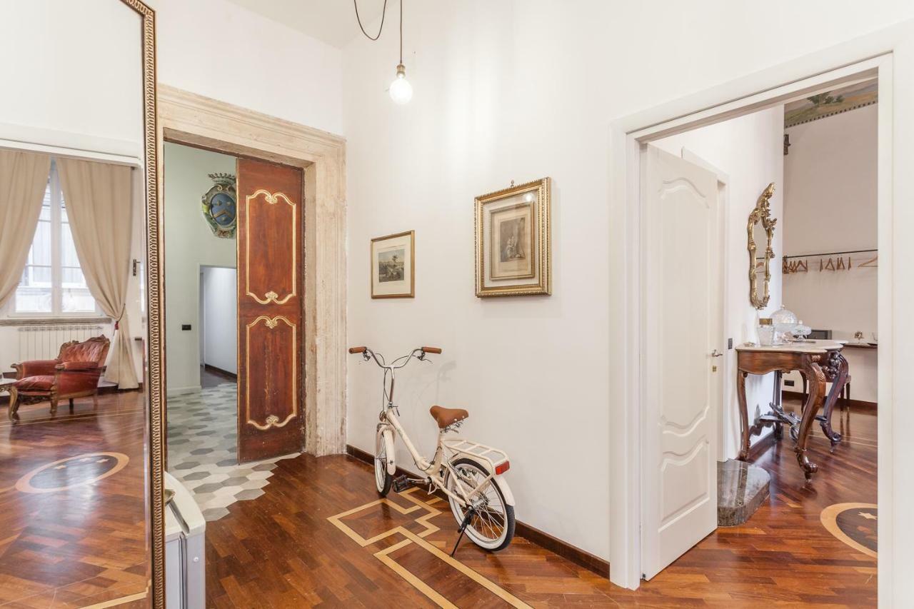 Palazzo Del Duca Piazza Navona Maison d'hôtes